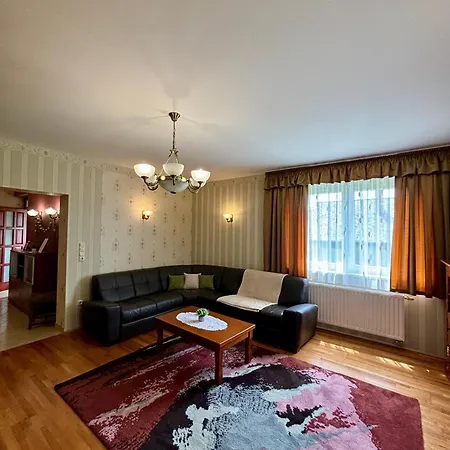 Hanna Luxury Vendeghaz * Kestel